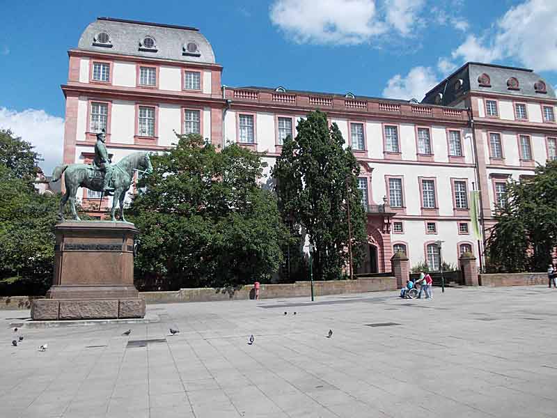 Das Residenzschloss von Darmstadt